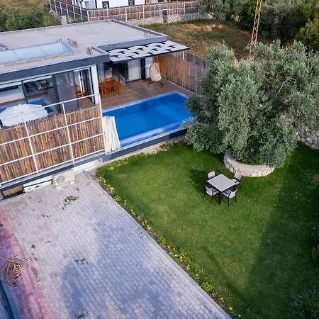 Exclusive Kalkan